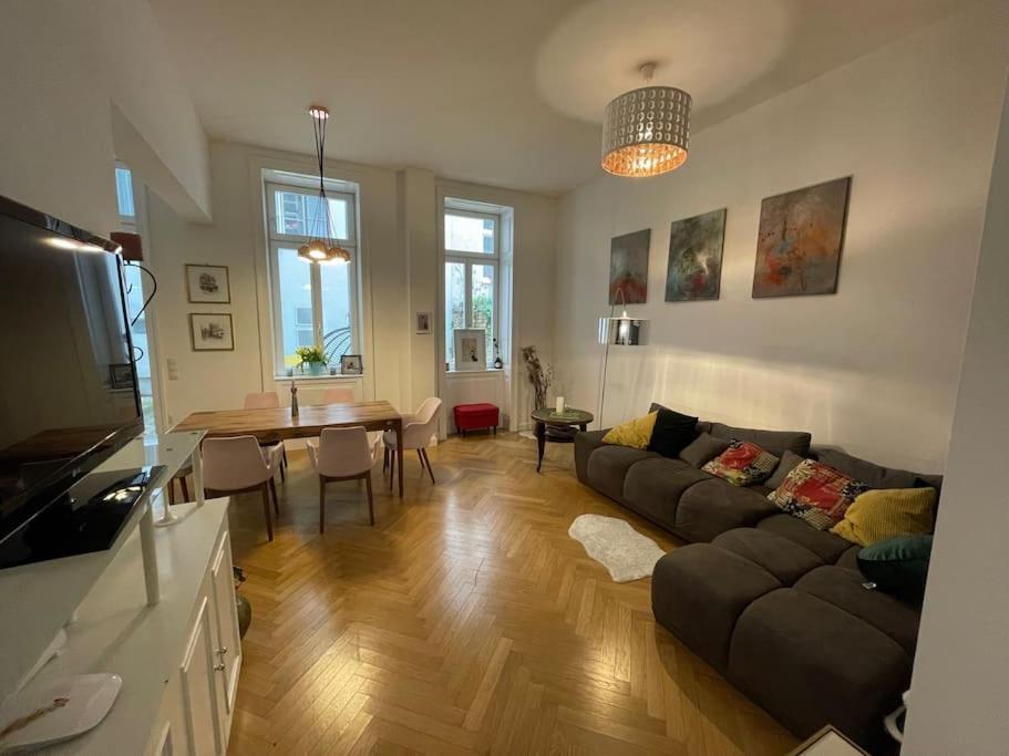 Ferienwohnung Townhouse Sternwarte Wien Exterior foto